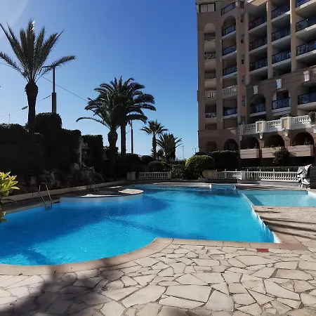 En Bord De Appartement Cannes